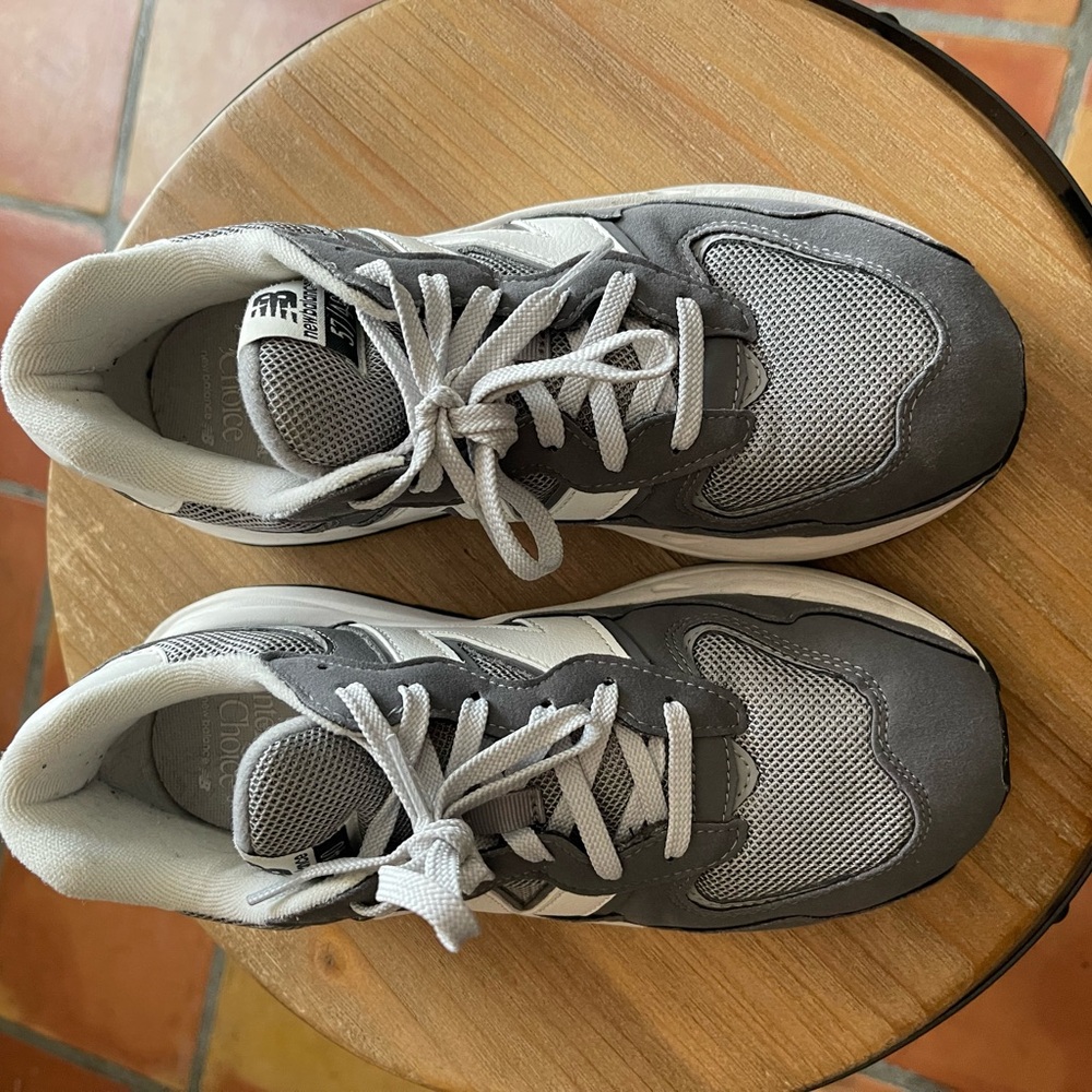 New Balance Women's Gray and White Athletic Sneakers